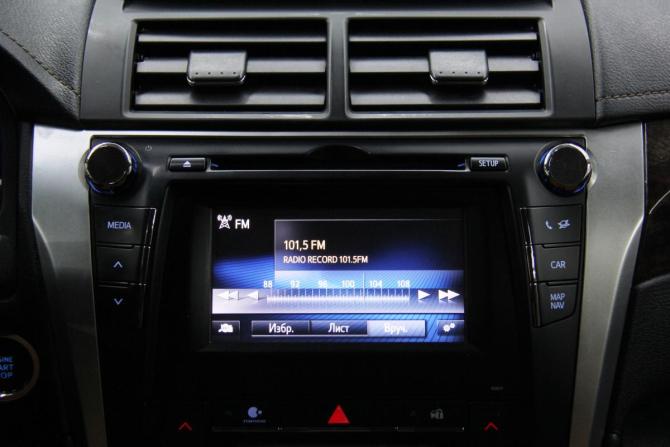 Toyota Camry VII (XV50) Рестайлинг с пробегом 2016 года, цена 1 841 000 рублей, 260615 км, седан, Автокод Объявления