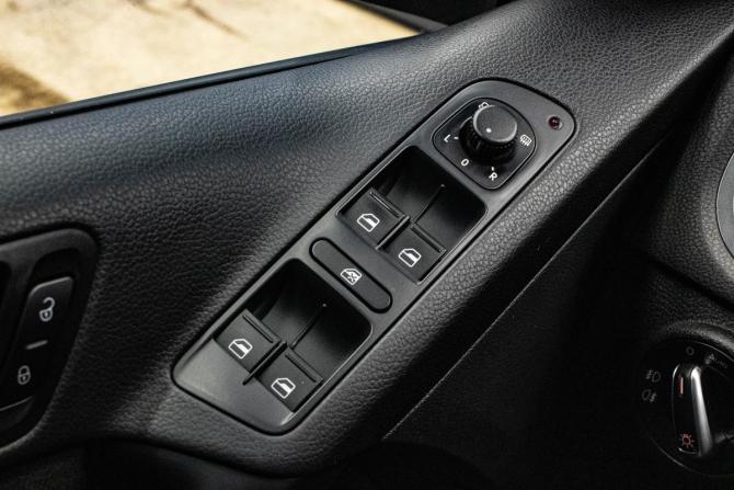 Volkswagen Tiguan I Рестайлинг с пробегом 2013 года, цена 1 459 000 рублей, 221759 км, внедорожник, Автокод Объявления