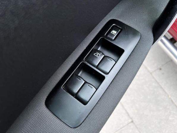 Nissan Qashqai I Рестайлинг с пробегом 2013 года, цена 1 100 000 рублей, 161011 км, внедорожник, Автокод Объявления
