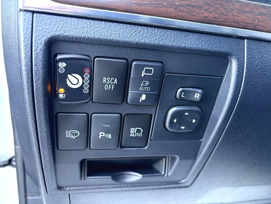 Toyota Land Cruiser 200 Series Рестайлинг 2 Пермь  - изображение 17