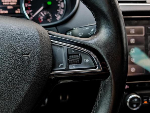 Skoda Octavia III (A7) с пробегом 2015 года, цена 1 270 000 рублей, 297343 км, лифтбек, Автокод Объявления