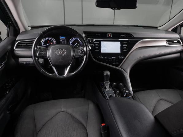 Toyota Camry VIII (XV70) с пробегом 2018 года, цена 2 149 000 рублей, 132197 км, седан, Автокод Объявления