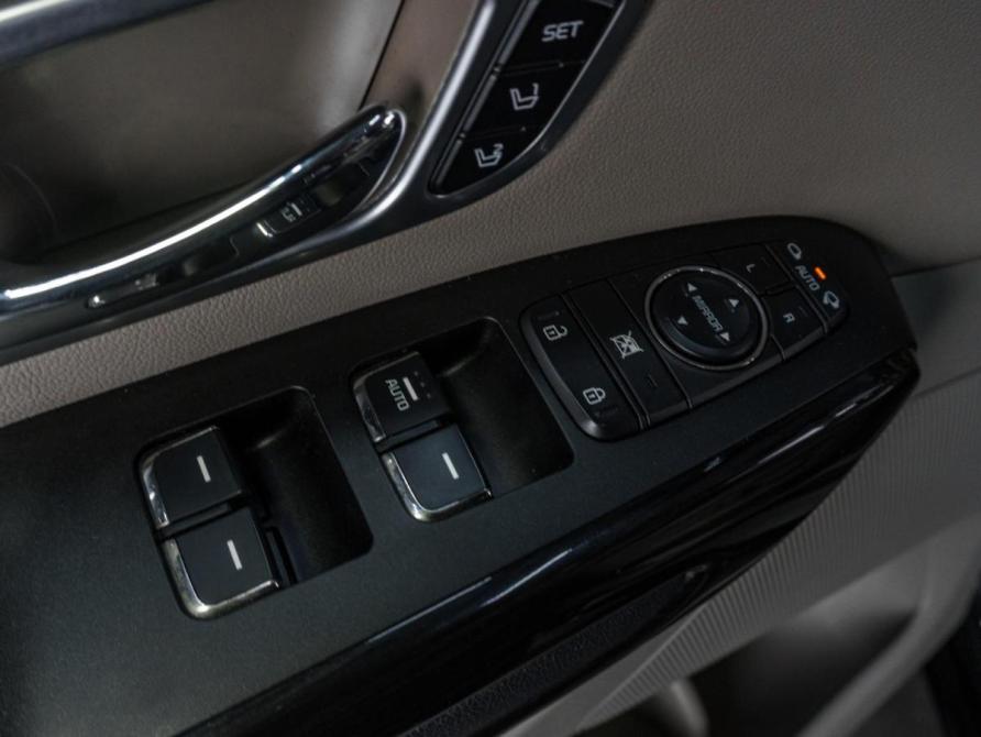 Kia Carnival III Тюмень  - изображение 21