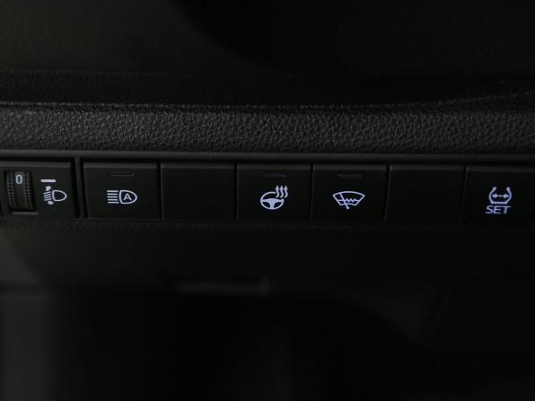 Toyota Corolla XII (E210) с пробегом 2019 года, цена 1 749 000 рублей, 130000 км, седан, Автокод Объявления