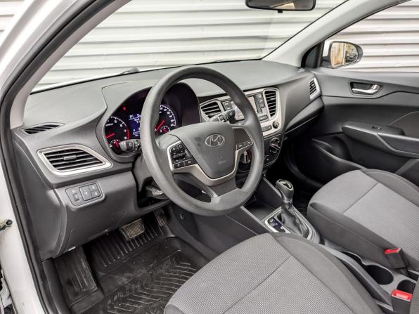 Hyundai Solaris II Рестайлинг с пробегом 2022 года, цена 1 535 000 рублей, 89366 км, седан, Автокод Объявления