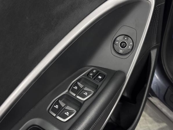 Hyundai Santa Fe III с пробегом 2012 года, цена 1 892 000 рублей, 158550 км, внедорожник, Автокод Объявления