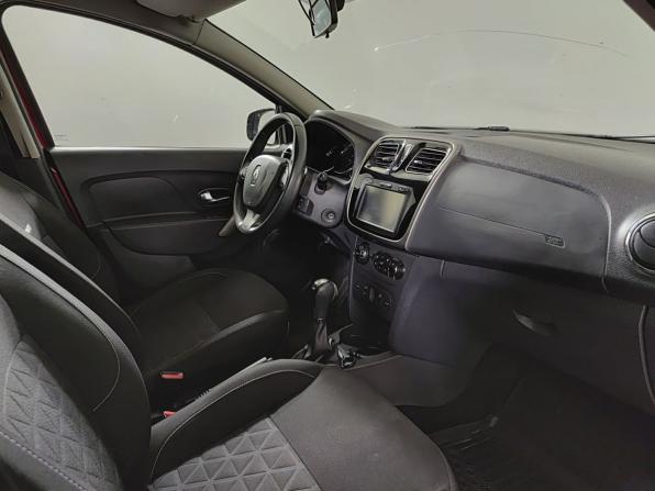Renault Sandero II с пробегом 2017 года, цена 875 000 рублей, 197554 км, хэтчбек, Автокод Объявления
