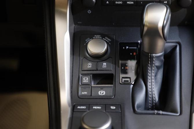 Lexus NX I с пробегом 2015 года, цена 2 799 000 рублей, 113000 км, внедорожник, Автокод Объявления