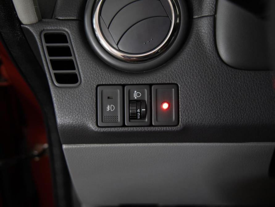 Suzuki SX4 I (Classic) Рестайлинг Санкт-Петербург  - изображение 19