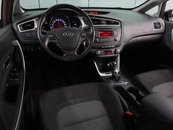 Kia Ceed II Рестайлинг с пробегом 2016 года, цена 1 272 000 рублей, 145993 км, хэтчбек, Автокод Объявления