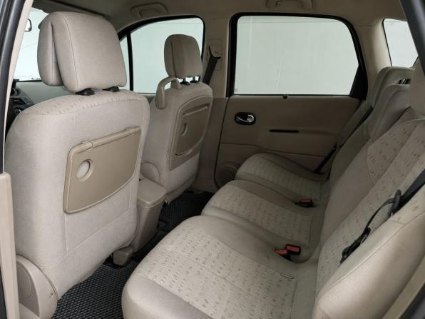 Renault Scenic II с пробегом 2006 года, цена 429 000 рублей, 321912 км, компактвэн, Автокод Объявления