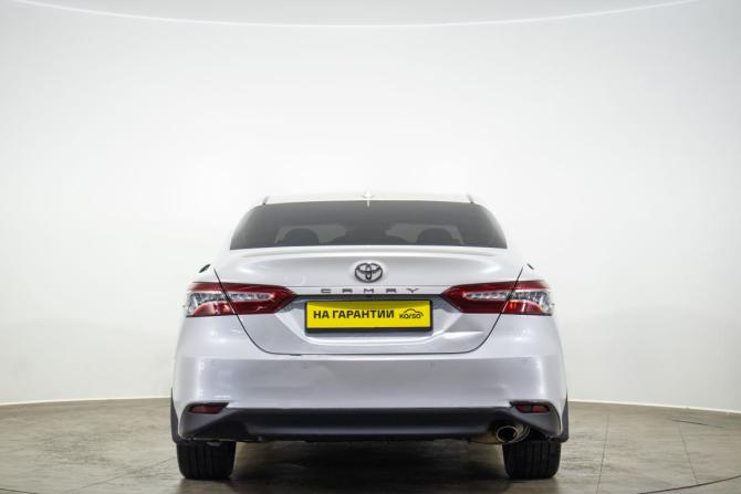Toyota Camry VIII (XV70) Рестайлинг с пробегом 2021 года, цена 3 249 000 рублей, 59850 км, седан, Автокод Объявления