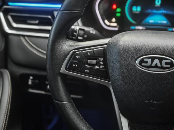JAC J7 I с пробегом 2023 года, цена 1 249 000 рублей, 51709 км, хэтчбек, Автокод Объявления
