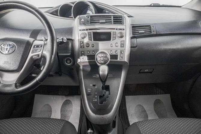 Toyota Verso I с пробегом 2009 года, цена 1 149 000 рублей, 170000 км, компактвэн, Автокод Объявления