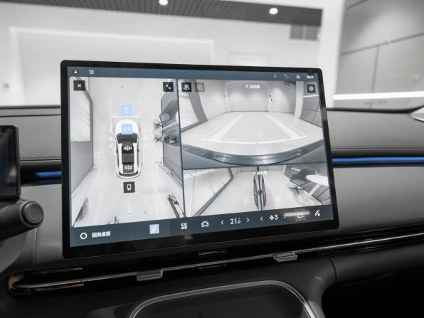 Geely Galaxy Starship 7 с пробегом 2026 года, цена 3 950 000 рублей, 12 км, внедорожник, Автокод Объявления