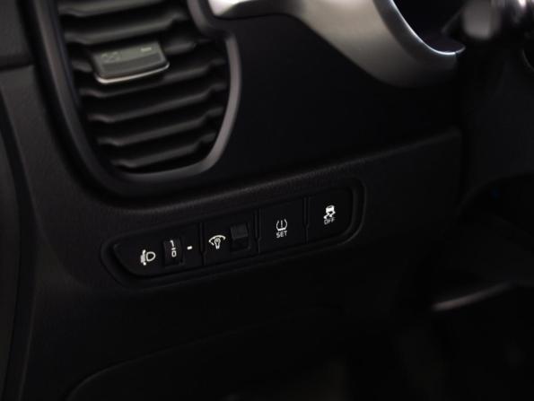 Kia Rio IV Рестайлинг с пробегом 2020 года, цена 1 399 000 рублей, 106728 км, седан, Автокод Объявления