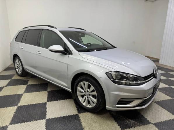 Volkswagen Golf VII Рестайлинг с пробегом 2019 года, цена 1 430 000 рублей, 147000 км, универсал, Автокод Объявления
