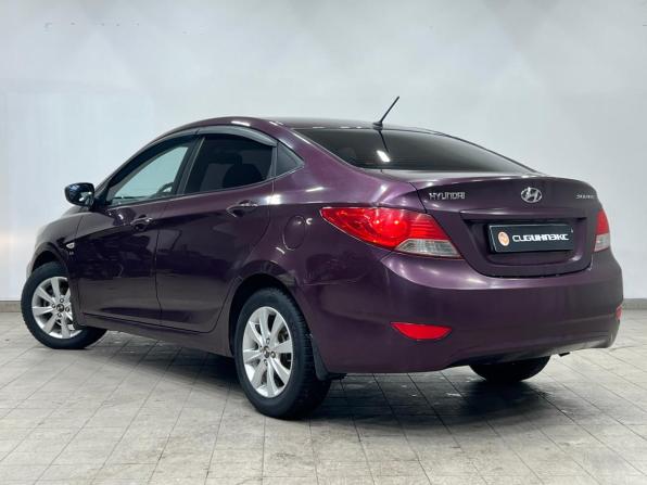 Hyundai Solaris I с пробегом 2012 года, цена 780 000 рублей, 235000 км, седан, Автокод Объявления
