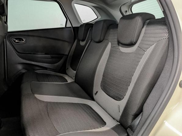Renault Kaptur I с пробегом 2019 года, цена 1 230 000 рублей, 138837 км, внедорожник, Автокод Объявления