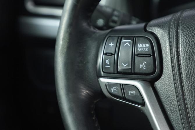 Toyota Highlander III (XU50) с пробегом 2014 года, цена 2 549 000 рублей, 277000 км, внедорожник, Автокод Объявления