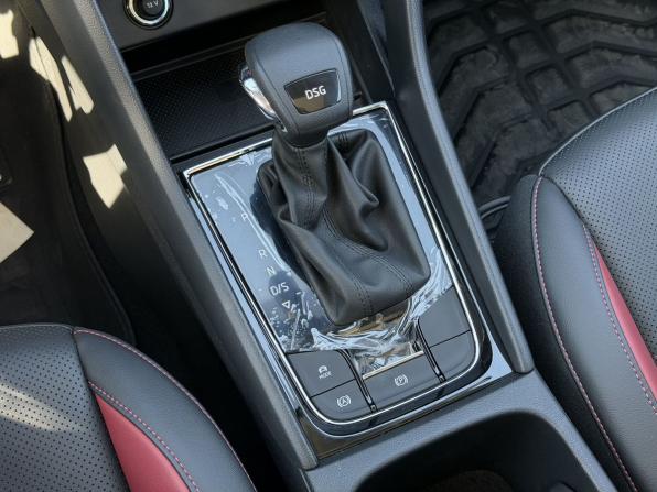Skoda Karoq I с пробегом 2025 года, цена 3 150 000 рублей, 25 км, внедорожник, Автокод Объявления