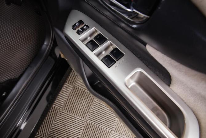 Toyota Wish II с пробегом 2010 года, цена 1 249 000 рублей, 220000 км, минивэн, Автокод Объявления