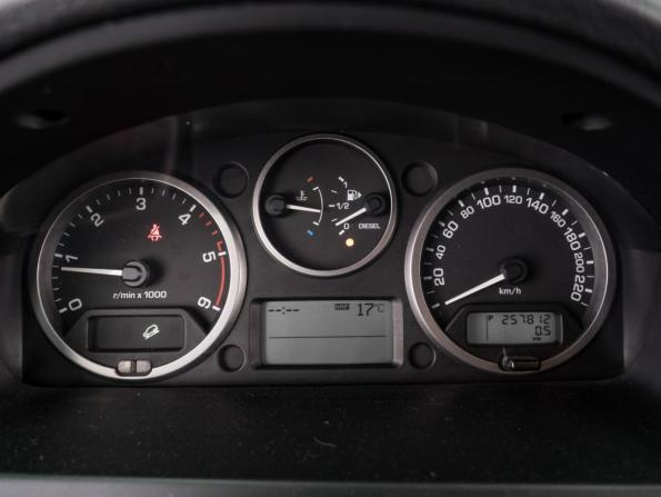 Land Rover Freelander II Рестайлинг с пробегом 2011 года, цена 1 229 000 рублей, 257812 км, внедорожник, Автокод Объявления