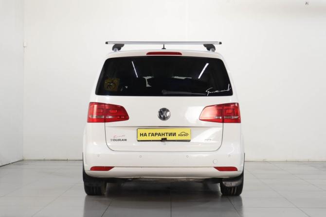 Volkswagen Touran I Рестайлинг с пробегом 2011 года, цена 1 189 000 рублей, 211000 км, компактвэн, Автокод Объявления
