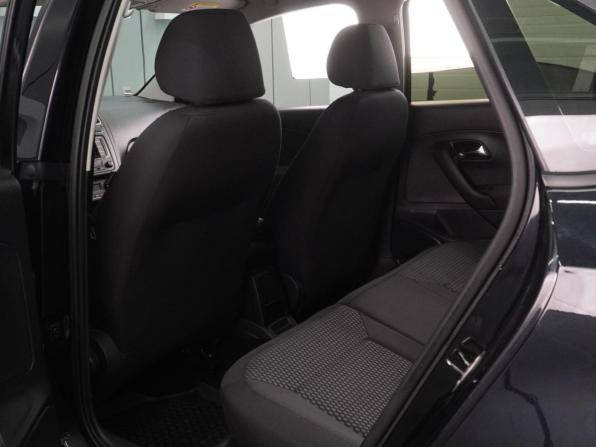 Volkswagen Polo V с пробегом 2013 года, цена 899 000 рублей, 140854 км, седан, Автокод Объявления
