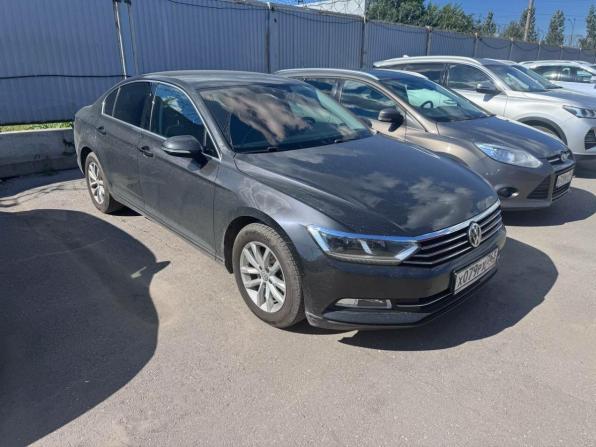 Volkswagen Passat B8 с пробегом 2019 года, цена 1 994 000 рублей, 113840 км, седан, Автокод Объявления