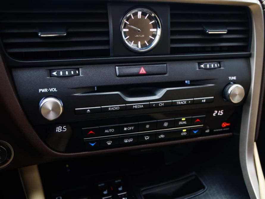 Lexus RX IV Рестайлинг Санкт-Петербург  - изображение 17