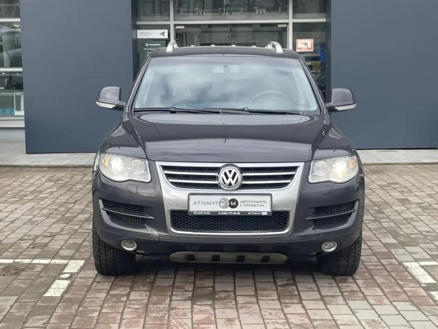 Volkswagen Touareg I Рестайлинг Москва  - изображение 8