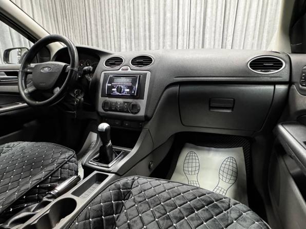 Ford Focus II с пробегом 2005 года, цена 390 000 рублей, 275437 км, седан, Автокод Объявления