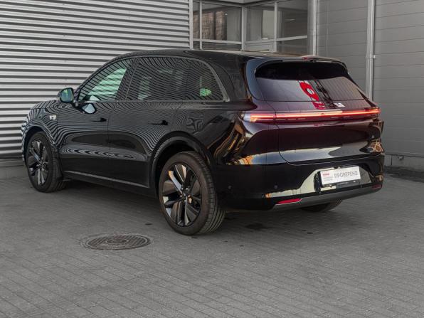 Li Auto (Lixiang) L6 I с пробегом 2024 года, цена 5 580 000 рублей, 43580 км, внедорожник, Автокод Объявления
