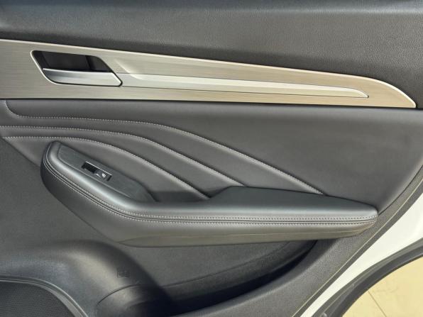 Haval F7 I с пробегом 2021 года, цена 1 699 000 рублей, 96360 км, внедорожник, Автокод Объявления