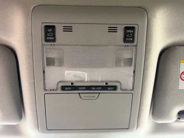 Toyota Land Cruiser 200 Series с пробегом 2011 года, цена 3 359 900 рублей, 218118 км, внедорожник, Автокод Объявления