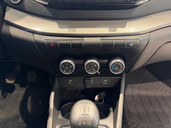 Lada (ВАЗ) Vesta I Рестайлинг (NG) с пробегом 2024 года, цена 1 219 000 рублей, 47165 км, седан, Автокод Объявления