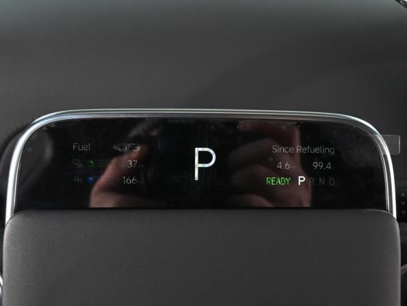 Li Auto (Lixiang) L9 I Рестайлинг с пробегом 2024 года, цена 9 179 000 рублей, 45 км, внедорожник, Автокод Объявления