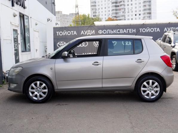 Skoda Fabia II Рестайлинг с пробегом 2011 года, цена 640 000 рублей, 183245 км, хэтчбек, Автокод Объявления