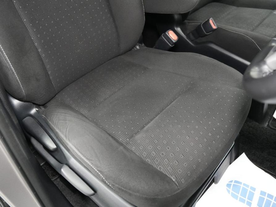 Toyota Noah III (R80) Рестайлинг Новосибирск  - изображение 21