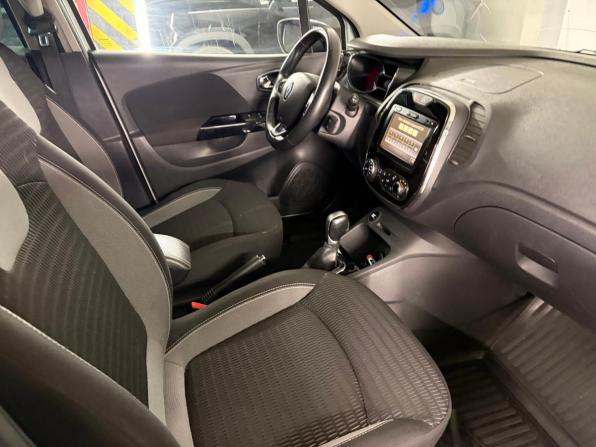 Renault Kaptur I с пробегом 2017 года, цена 1 159 000 рублей, 129887 км, внедорожник, Автокод Объявления