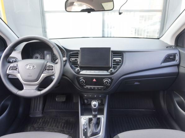 Hyundai Solaris II с пробегом 2020 года, цена 1 513 000 рублей, 103176 км, седан, Автокод Объявления