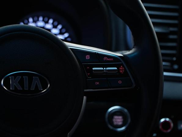 Kia Sportage IV Рестайлинг с пробегом 2021 года, цена 2 853 777 рублей, 36458 км, внедорожник, Автокод Объявления