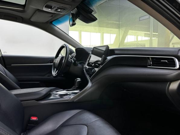 Toyota Camry VIII (XV70) Рестайлинг с пробегом 2022 года, цена 2 930 000 рублей, 93406 км, седан, Автокод Объявления