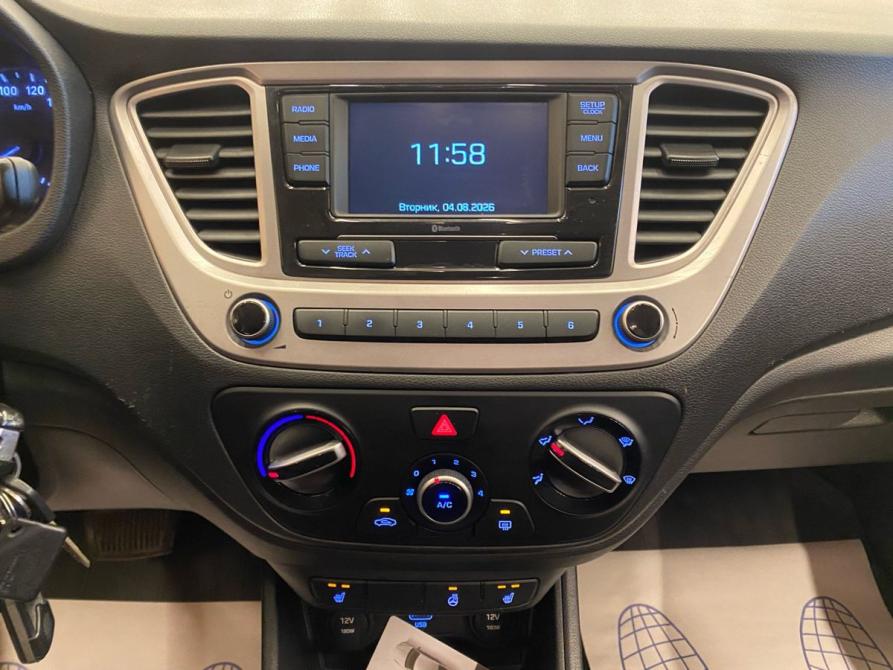 Hyundai Solaris II Санкт-Петербург  - изображение 14