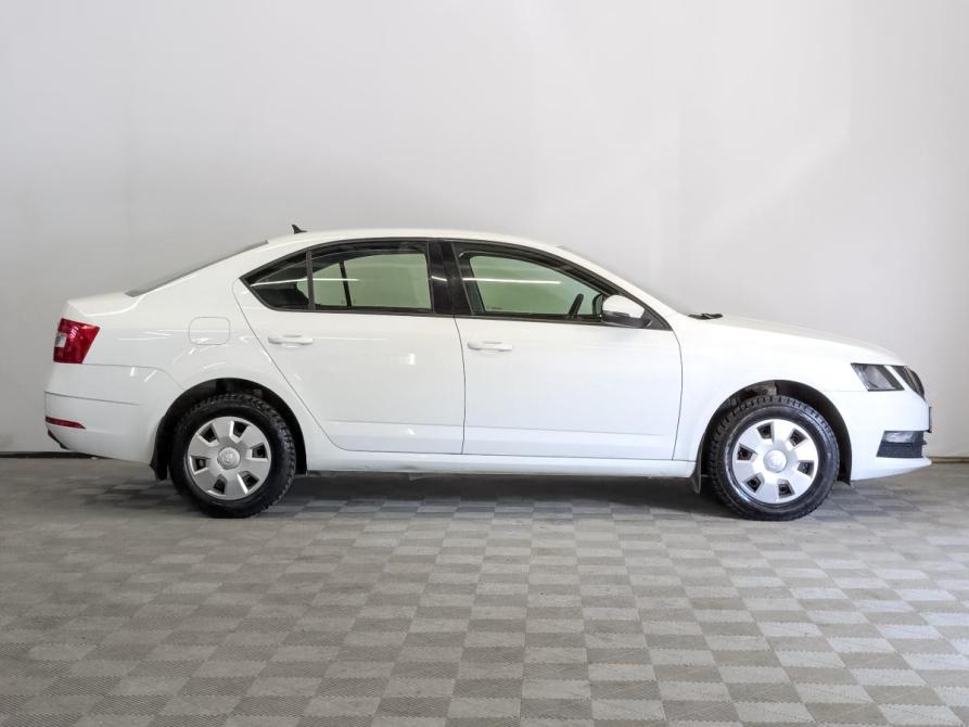 Skoda Octavia III (A7) Рестайлинг Москва  - изображение 4