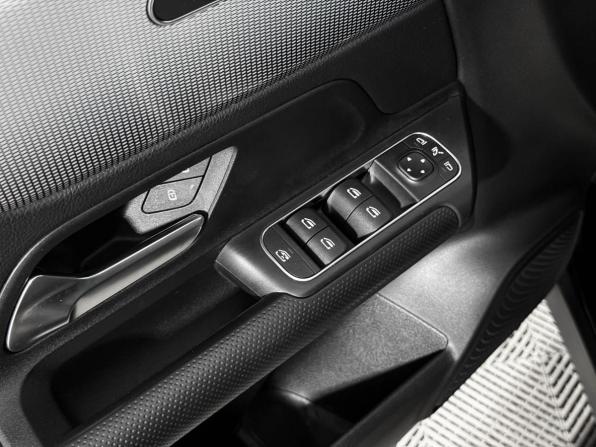 Mercedes-Benz GLB I (X247) с пробегом 2020 года, цена 3 739 000 рублей, 72561 км, внедорожник, Автокод Объявления