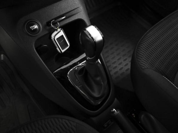 Renault Kaptur I с пробегом 2017 года, цена 1 290 000 рублей, 141303 км, внедорожник, Автокод Объявления