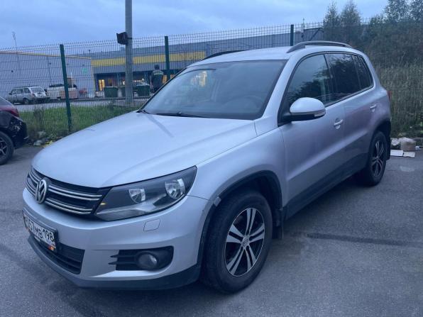 Volkswagen Tiguan I Рестайлинг с пробегом 2012 года, цена 825 000 рублей, 229000 км, внедорожник, Автокод Объявления