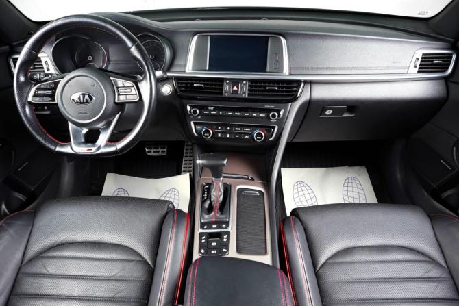 Kia Optima IV Рестайлинг с пробегом 2019 года, цена 2 649 000 рублей, 95067 км, седан, Автокод Объявления